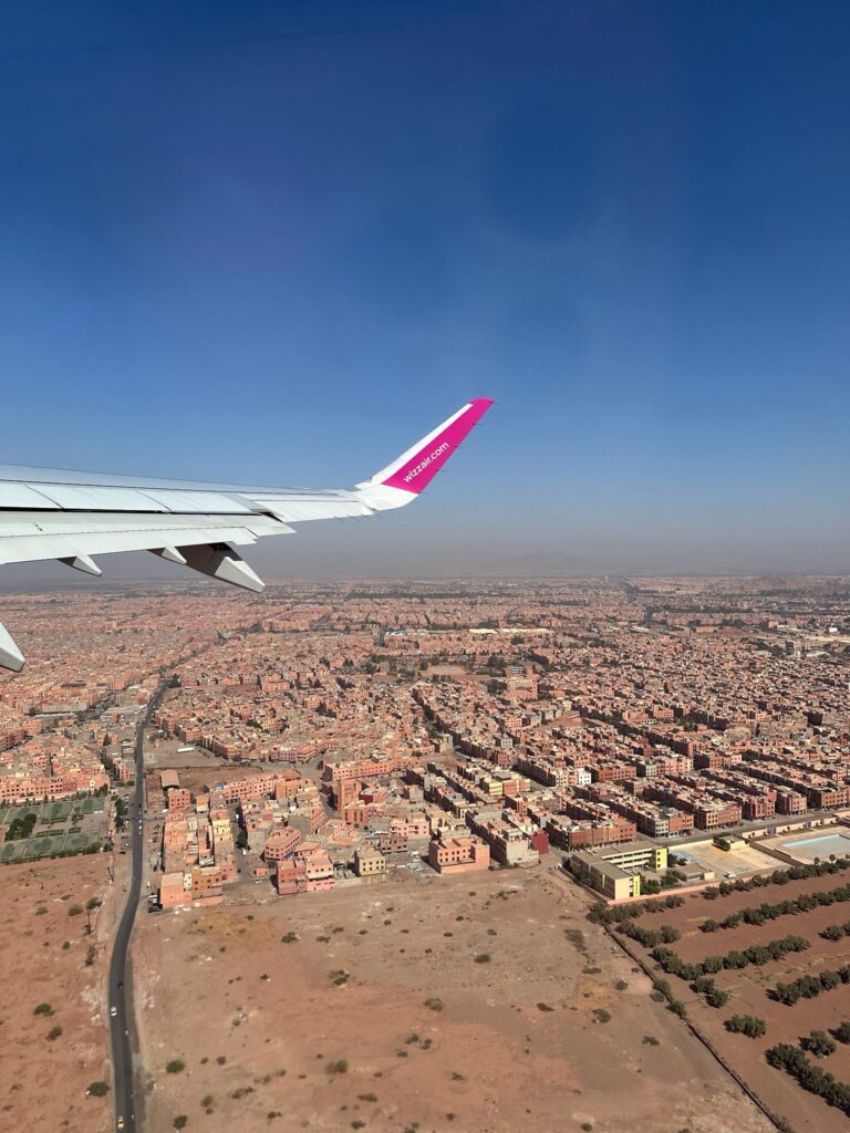 Priveliște din avion asupra orașului Marrakech, Maroc