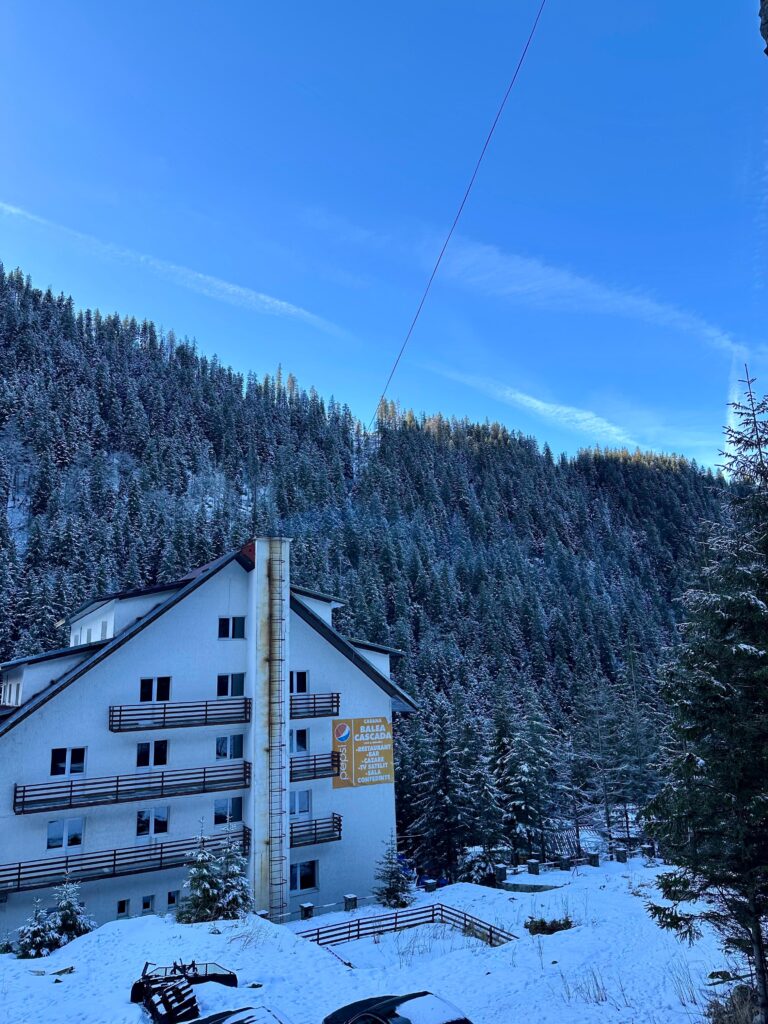 Cabana Bâlea Cascadă iarna