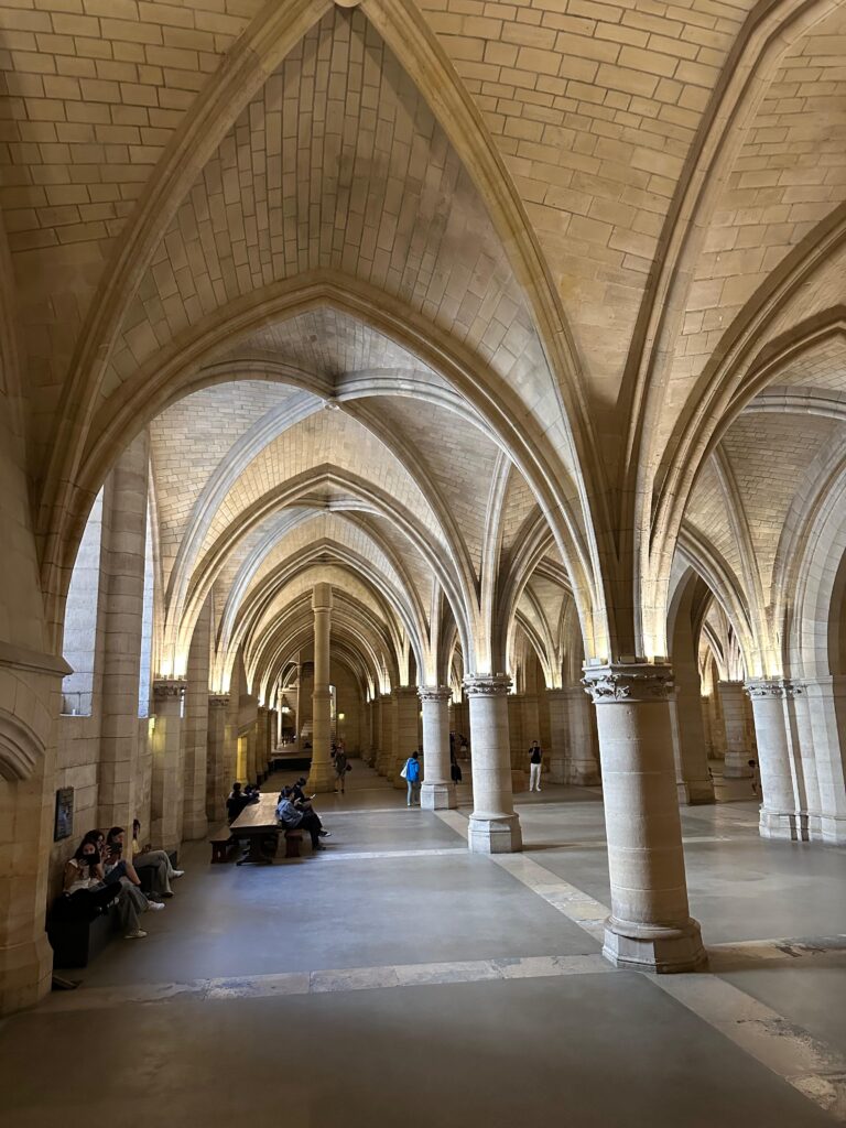 Conciergerie din Paris, palat gotic și închisoare celebră din perioada Revoluției Franceze